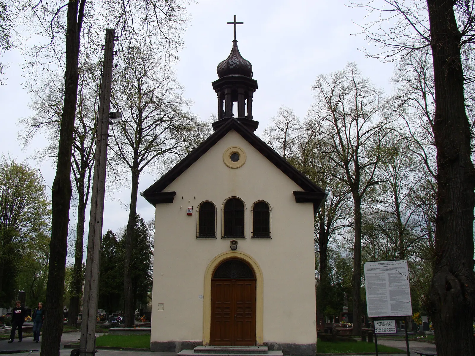 Stary cmentarz w Łodzi