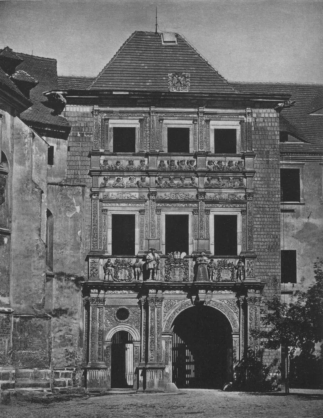 Brzeg Castle