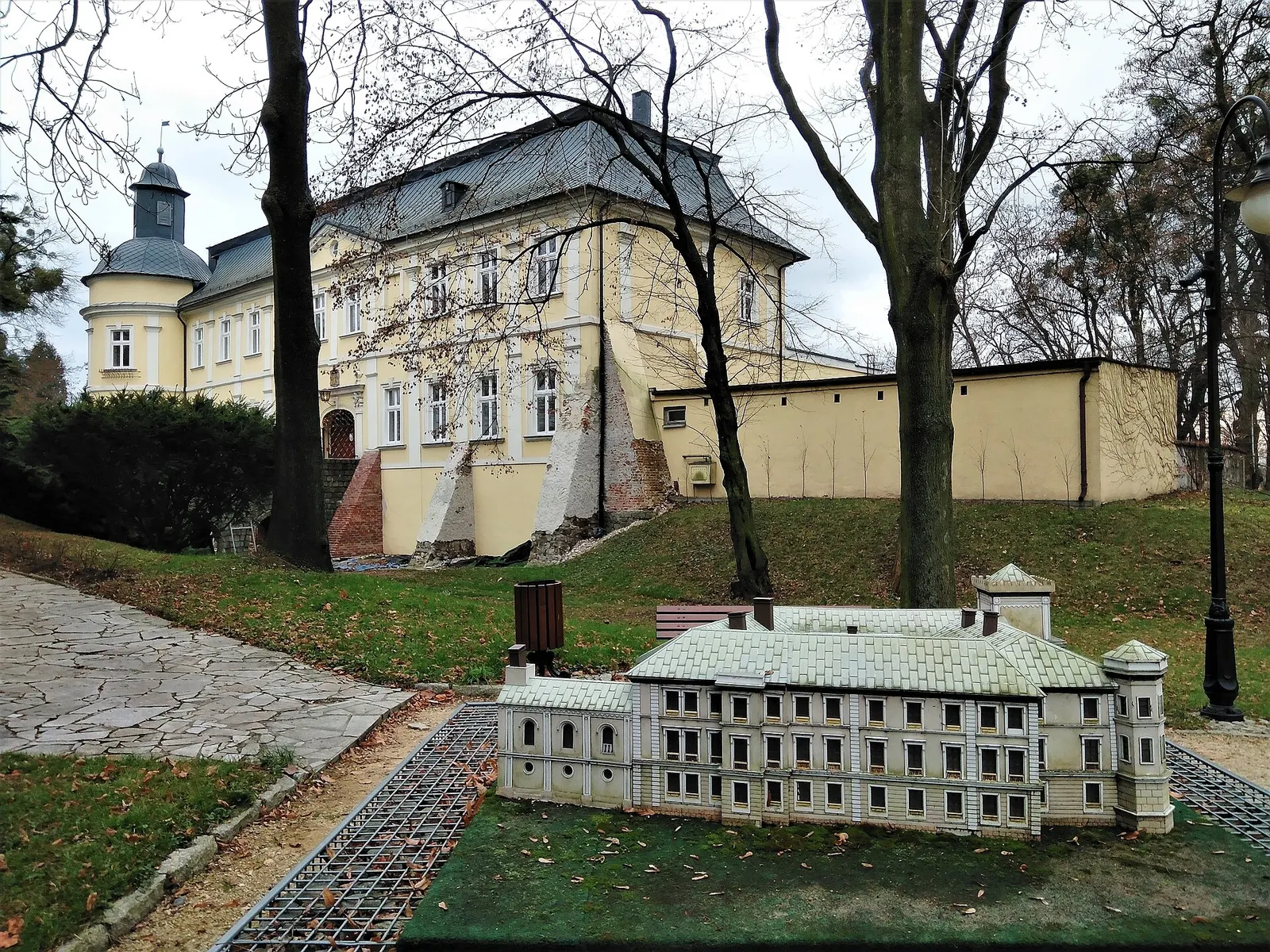 Zamek w Chałupkach